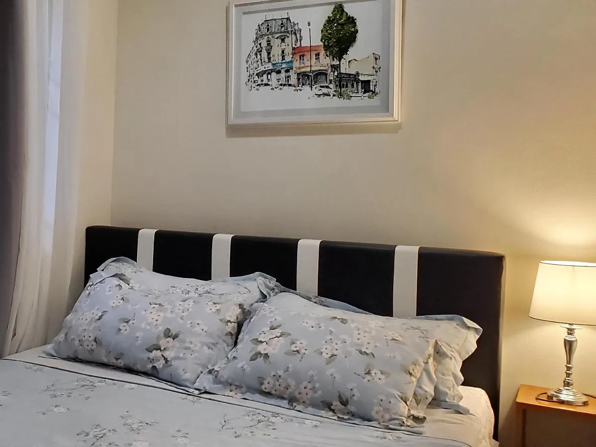 Jen'S Paranaque City Apartment Manila