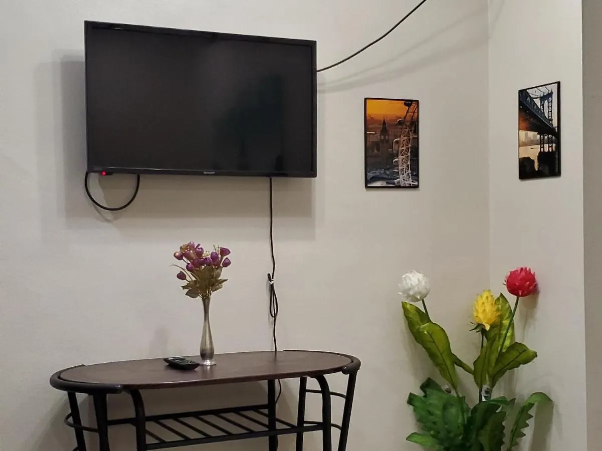 Jen'S Paranaque City Apartment Manila